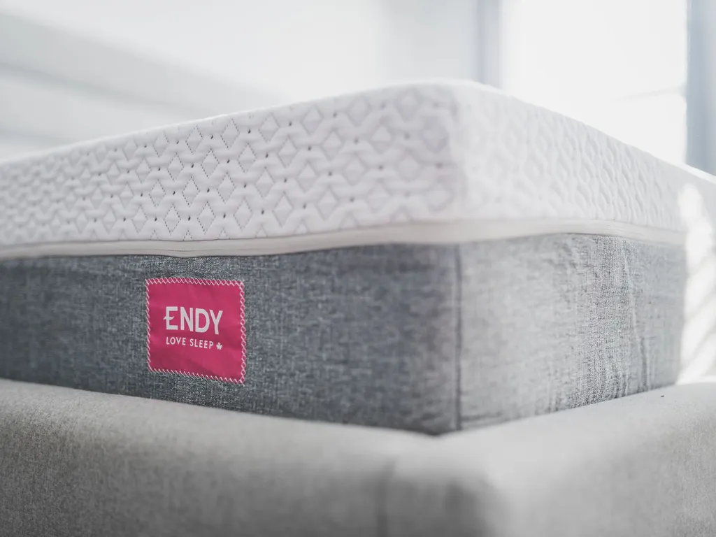 matelas-en-mousse-a-memoire-de-forme